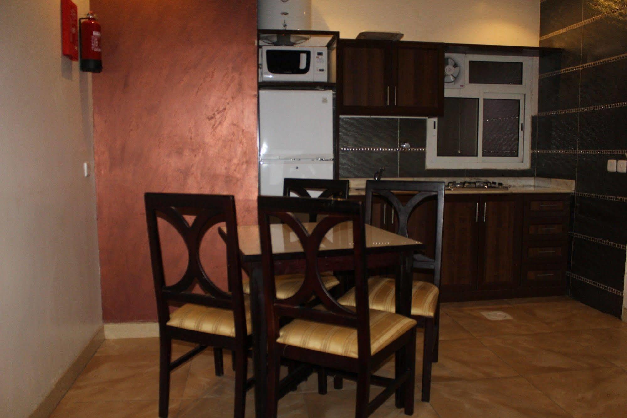 Merfal Hotel Apartments Al Taawan Riyadh Exterior photo